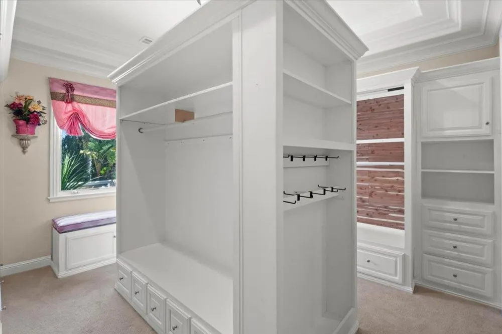 15863 Mina Way Saratoga, CA 95070