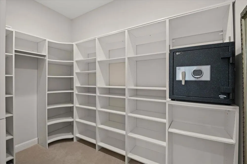 15863 Mina Way Saratoga, CA 95070
