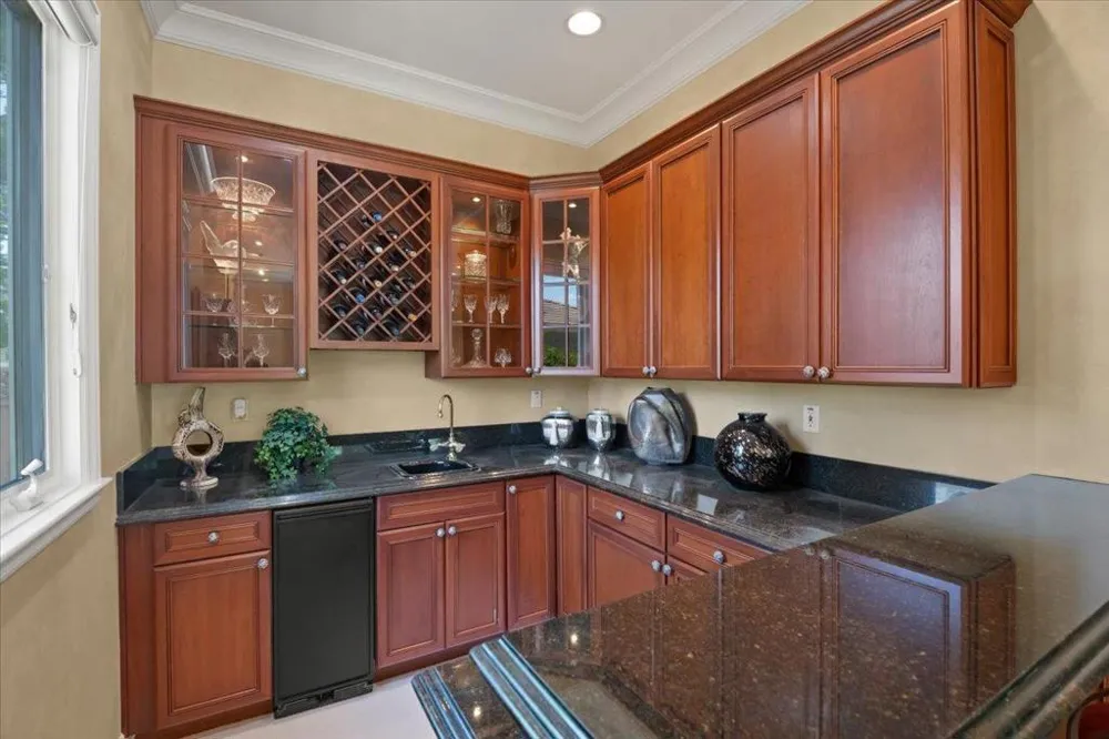 15863 Mina Way Saratoga, CA 95070