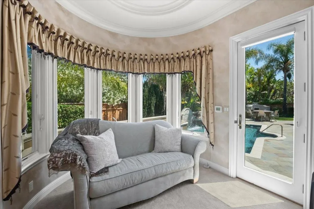 15863 Mina Way Saratoga, CA 95070