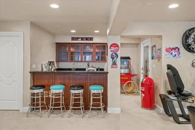 15863 Mina Way Saratoga, CA 95070
