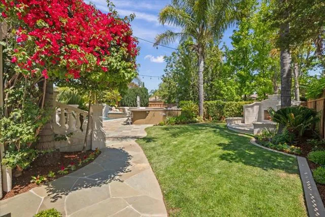 15863 Mina Way Saratoga, CA 95070