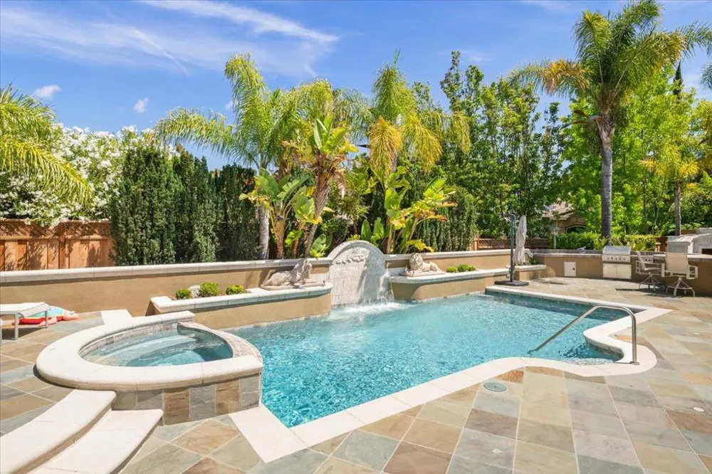 15863 Mina Way Saratoga, CA 95070