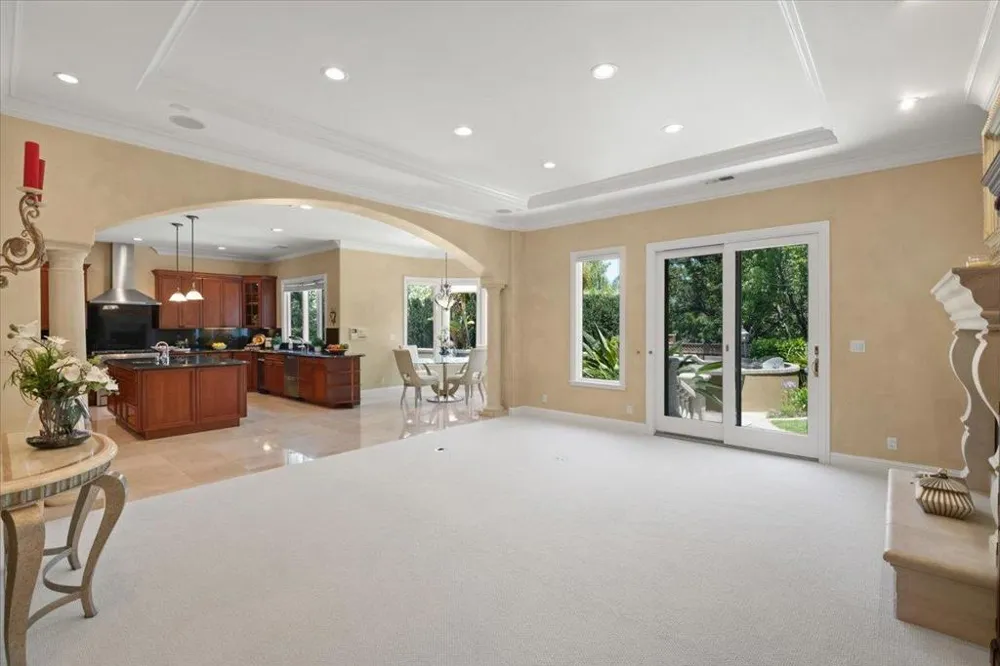 15863 Mina Way Saratoga, CA 95070