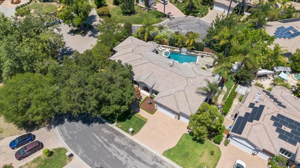 15863 Mina Way Saratoga, CA 95070