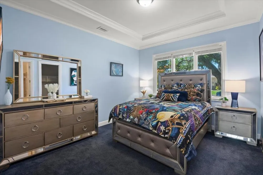 15863 Mina Way Saratoga, CA 95070