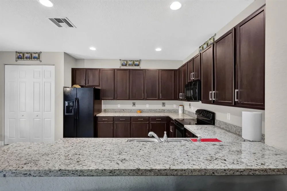 8135 Cantabria Falls Drive Boynton Beach, FL 33473