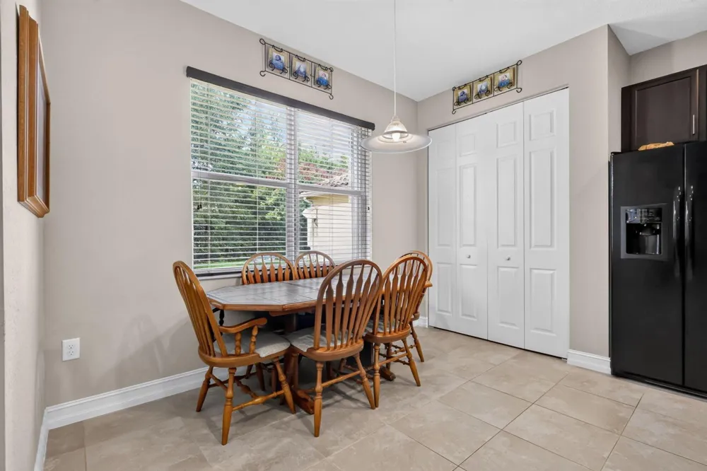 8135 Cantabria Falls Drive Boynton Beach, FL 33473