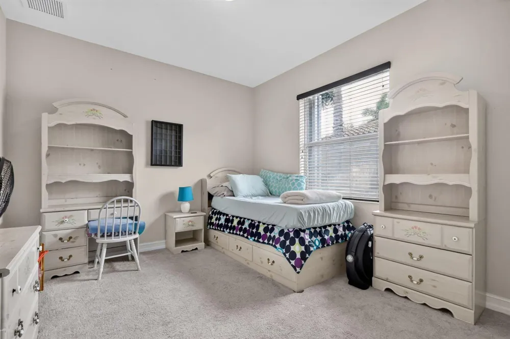 8135 Cantabria Falls Drive Boynton Beach, FL 33473