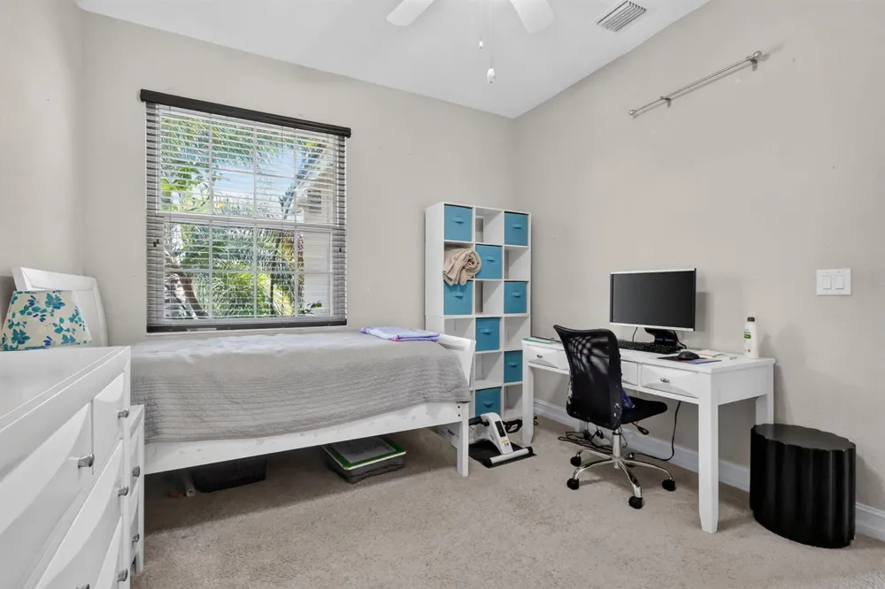 8135 Cantabria Falls Drive Boynton Beach, FL 33473