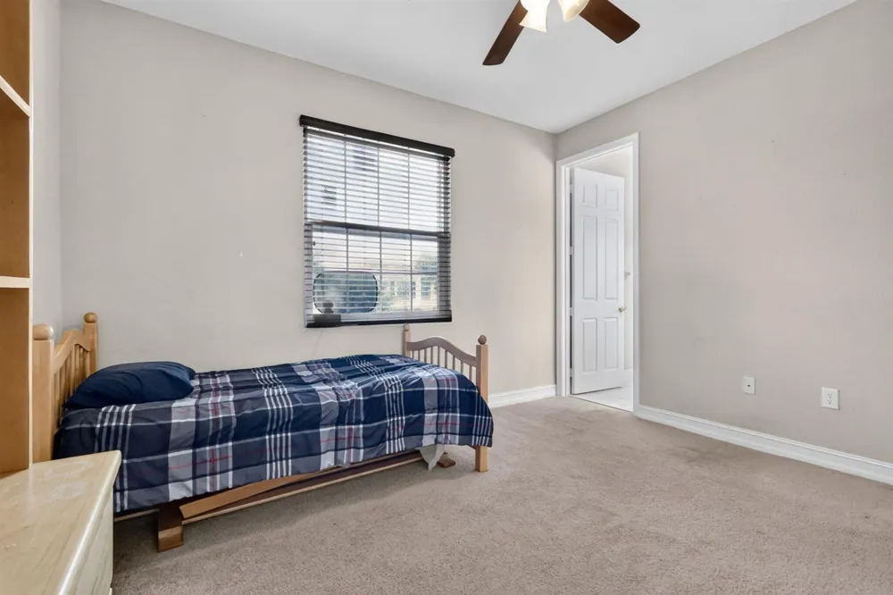 8135 Cantabria Falls Drive Boynton Beach, FL 33473