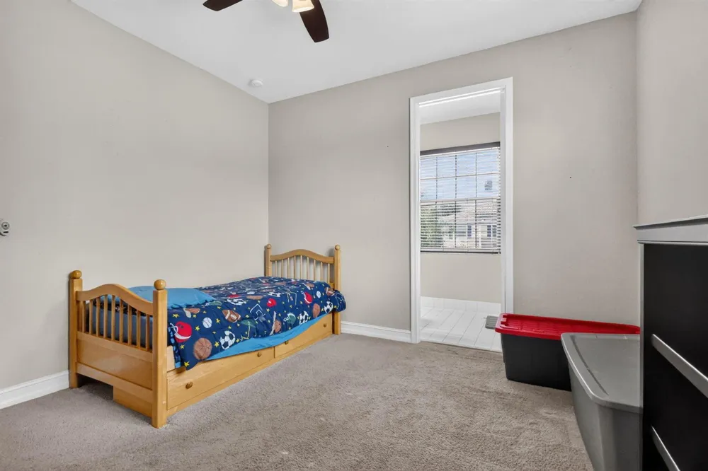 8135 Cantabria Falls Drive Boynton Beach, FL 33473