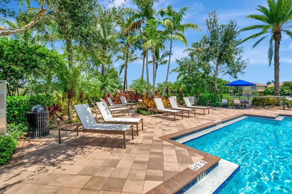 8135 Cantabria Falls Drive Boynton Beach, FL 33473