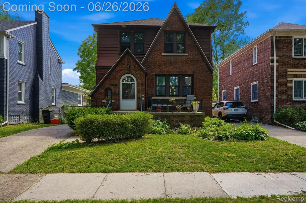 461 Manor Street Grosse Pointe Farms City, MI 48236