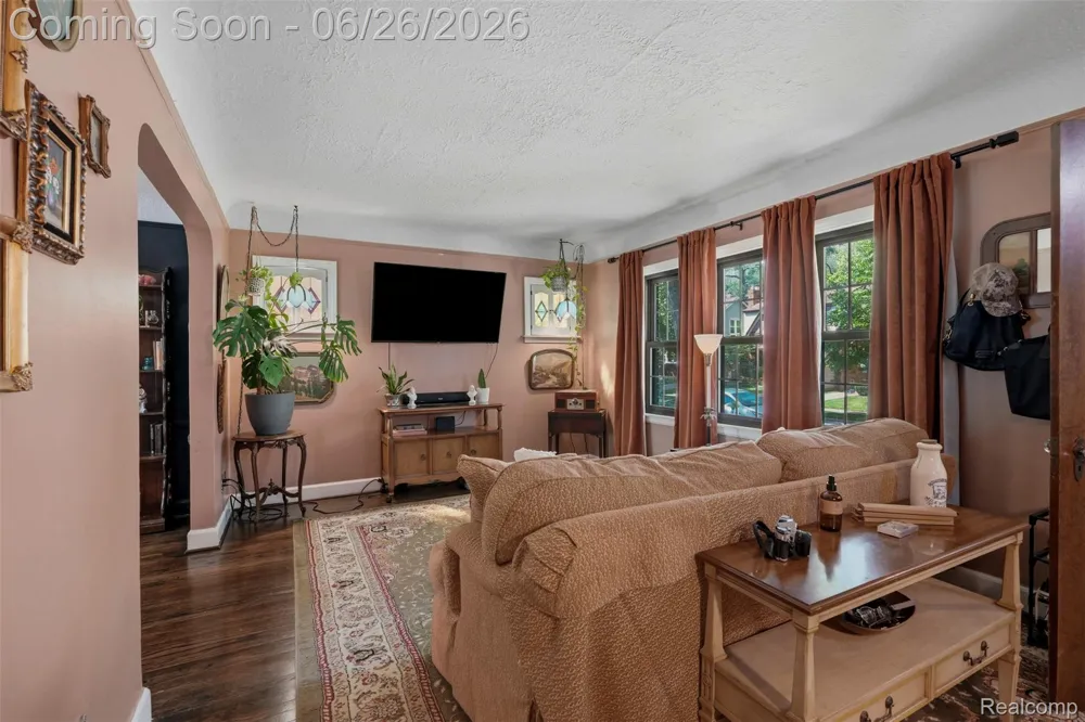 461 Manor Street Grosse Pointe Farms City, MI 48236
