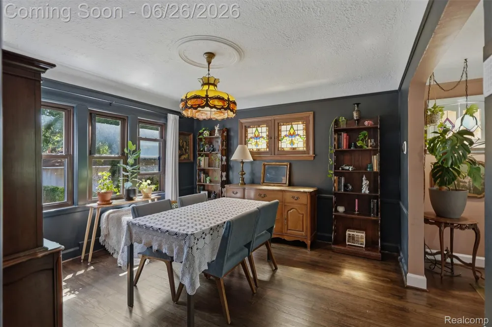 461 Manor Street Grosse Pointe Farms City, MI 48236
