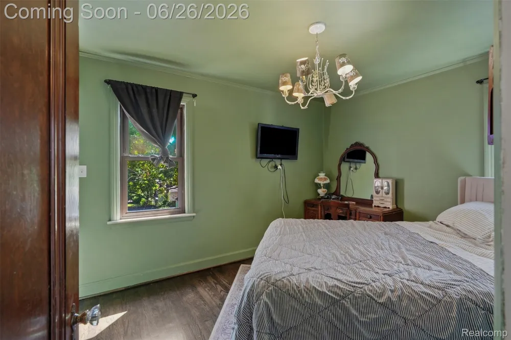 461 Manor Street Grosse Pointe Farms City, MI 48236