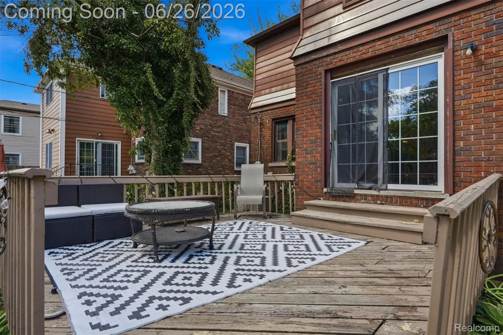 461 Manor Street Grosse Pointe Farms City, MI 48236