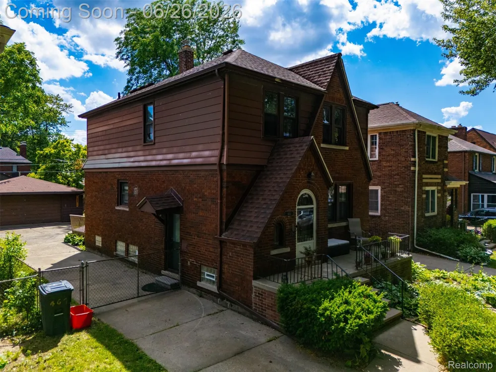 461 Manor Street Grosse Pointe Farms City, MI 48236