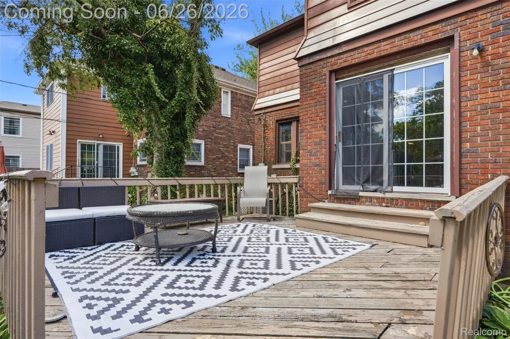 461 Manor Street Grosse Pointe Farms City, MI 48236