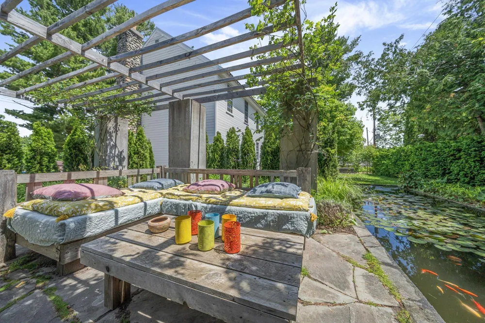 202 S Saint Joseph Leland Township, MI 49653
