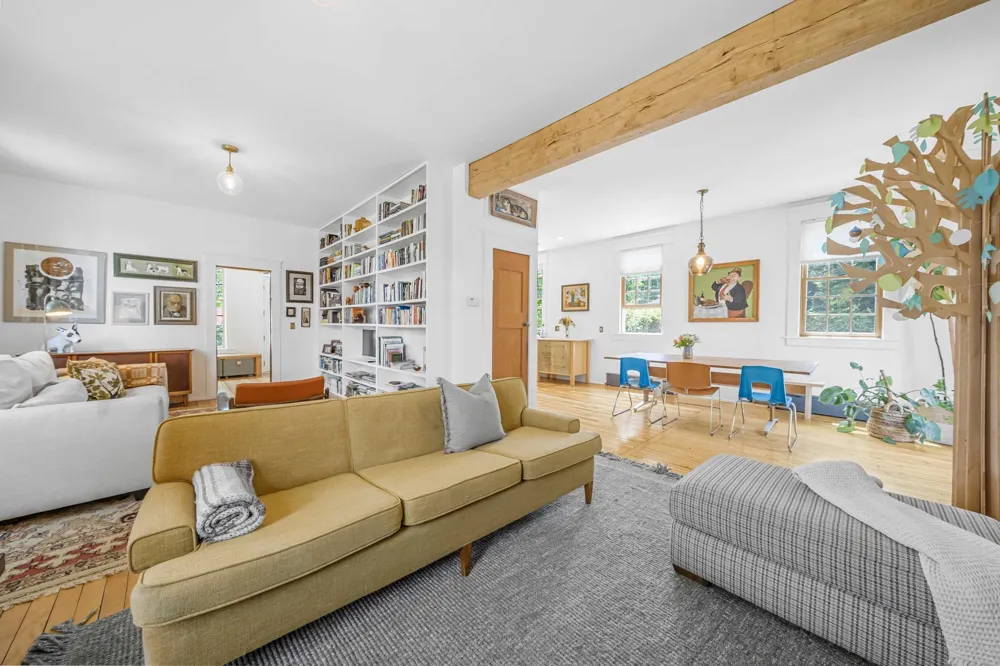 202 S Saint Joseph Leland Township, MI 49653