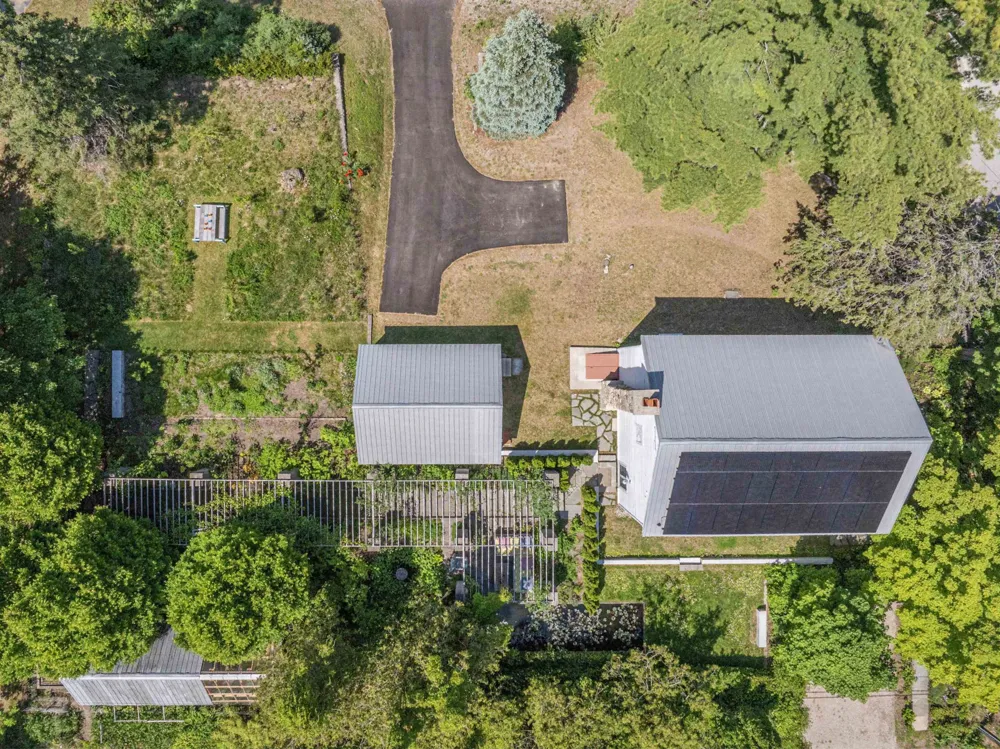 202 S Saint Joseph Leland Township, MI 49653