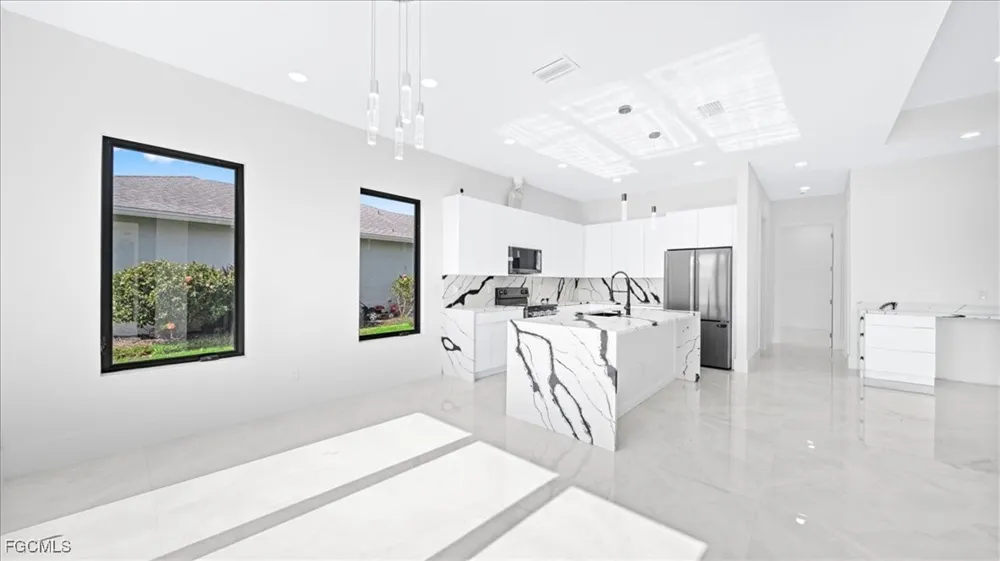 SE 4th Street Cape Coral, FL 33990