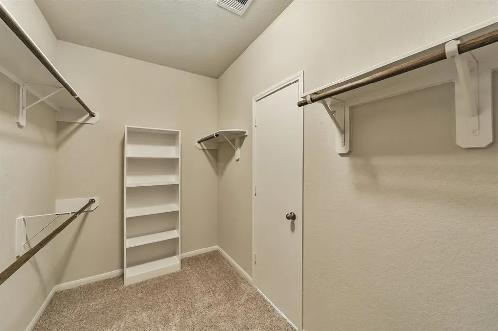 2323 Honey Heights Lane Fresno, TX 77545