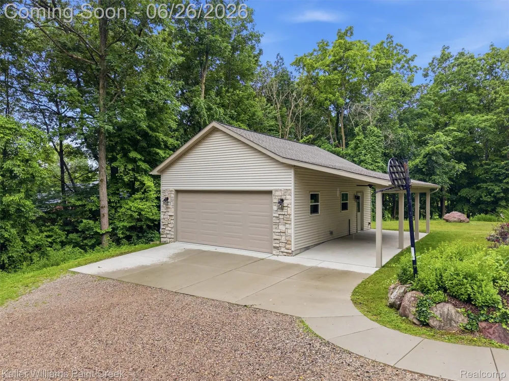 4196 Hosner Road Addison Township, MI 48370