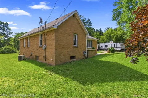 3290 Drexel Avenue