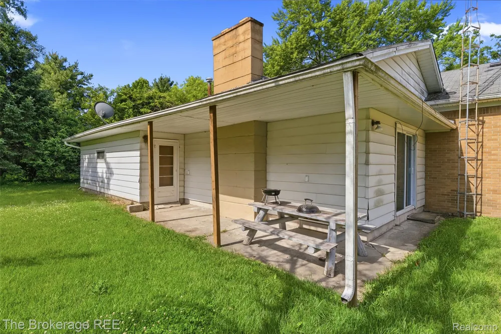 3290 Drexel Avenue Genesee Charter Township, MI 48506