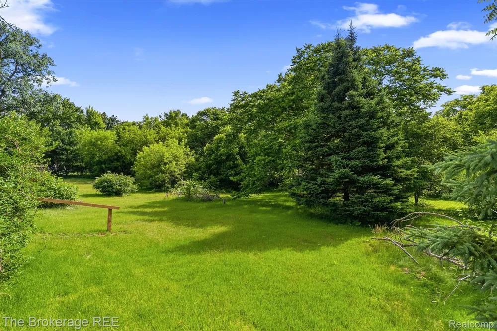 3290 Drexel Avenue Genesee Charter Township, MI 48506