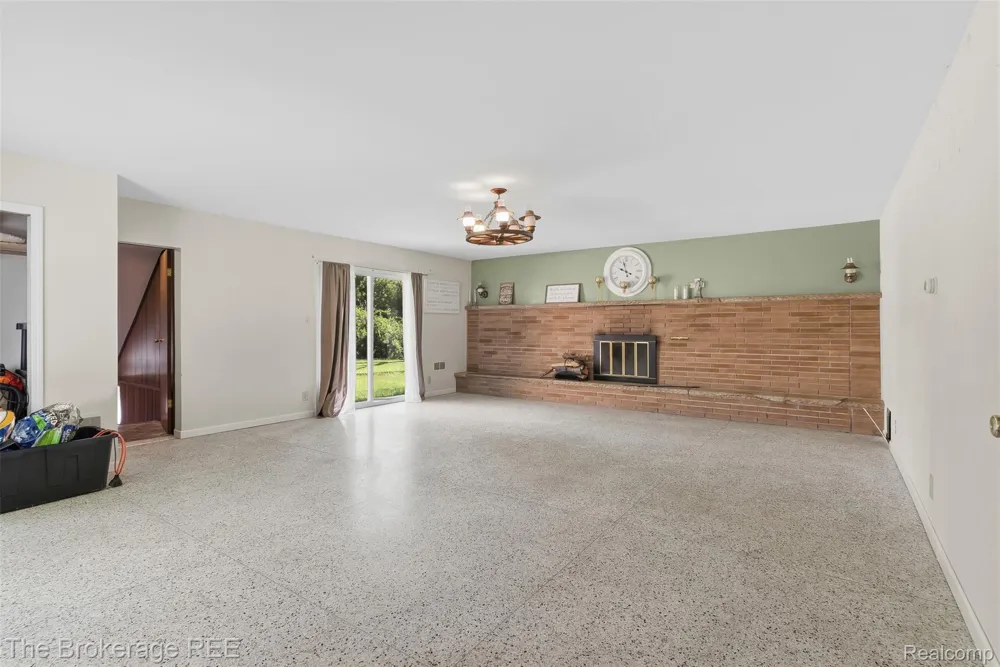 3290 Drexel Avenue Genesee Charter Township, MI 48506