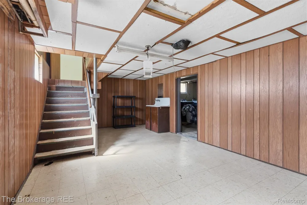 3290 Drexel Avenue Genesee Charter Township, MI 48506