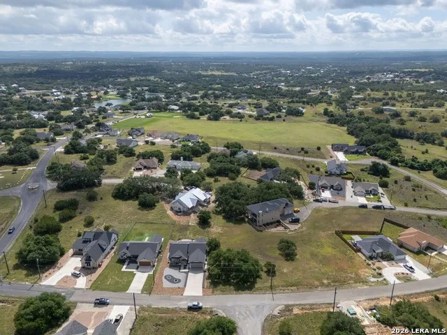 109 Peter Kleid Loop Blanco, TX 78606