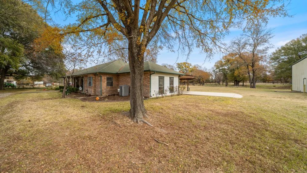 12525 County Road 4083 Scurry, TX 75158