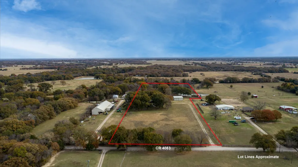 12525 County Road 4083 Scurry, TX 75158
