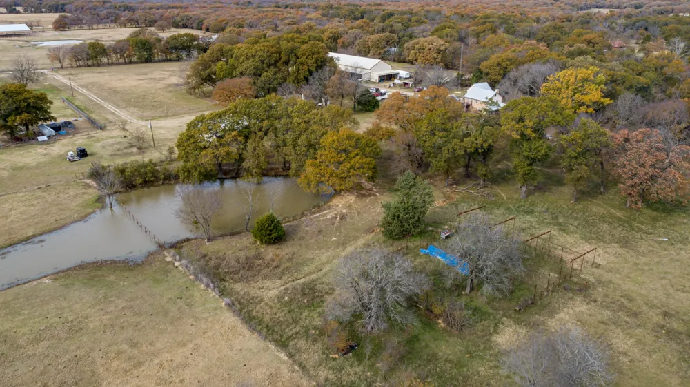 12525 County Road 4083 Scurry, TX 75158