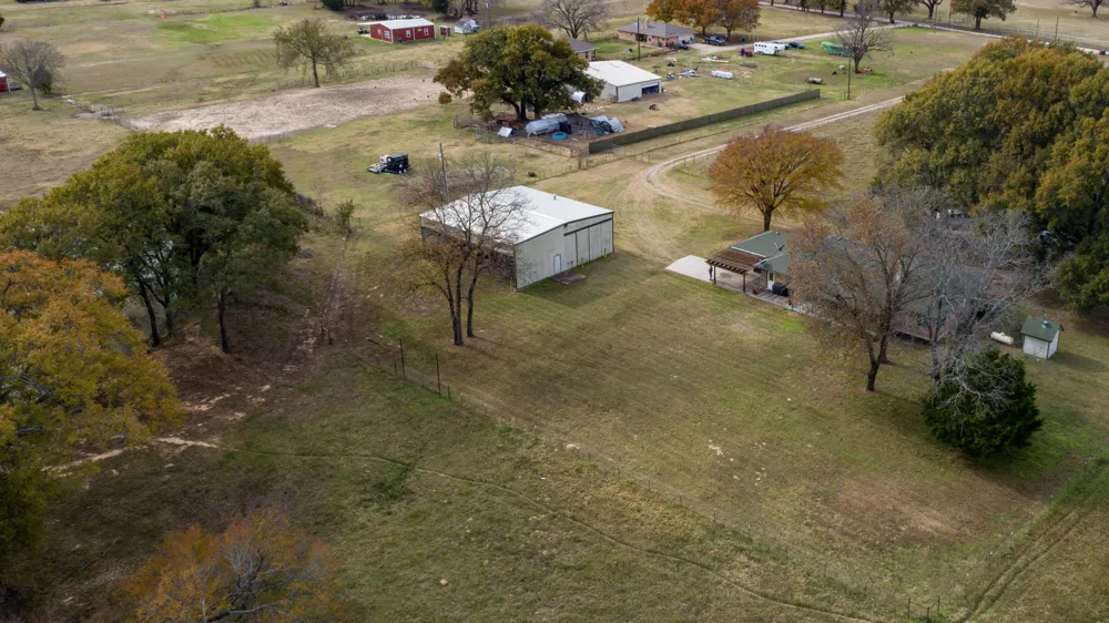 12525 County Road 4083 Scurry, TX 75158