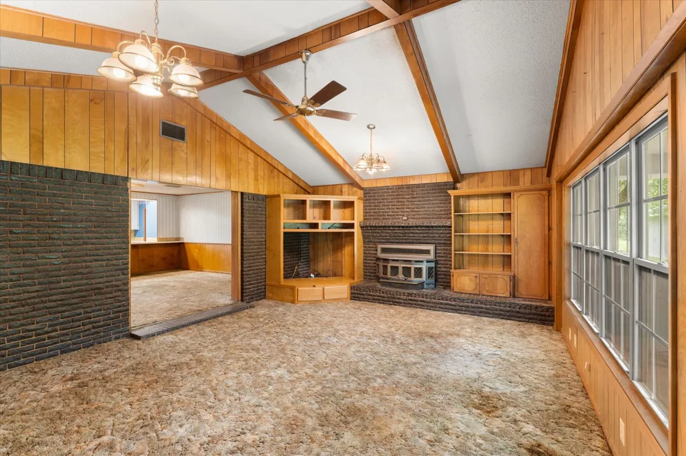 791 McCall Mt Pleasant, TX 75455