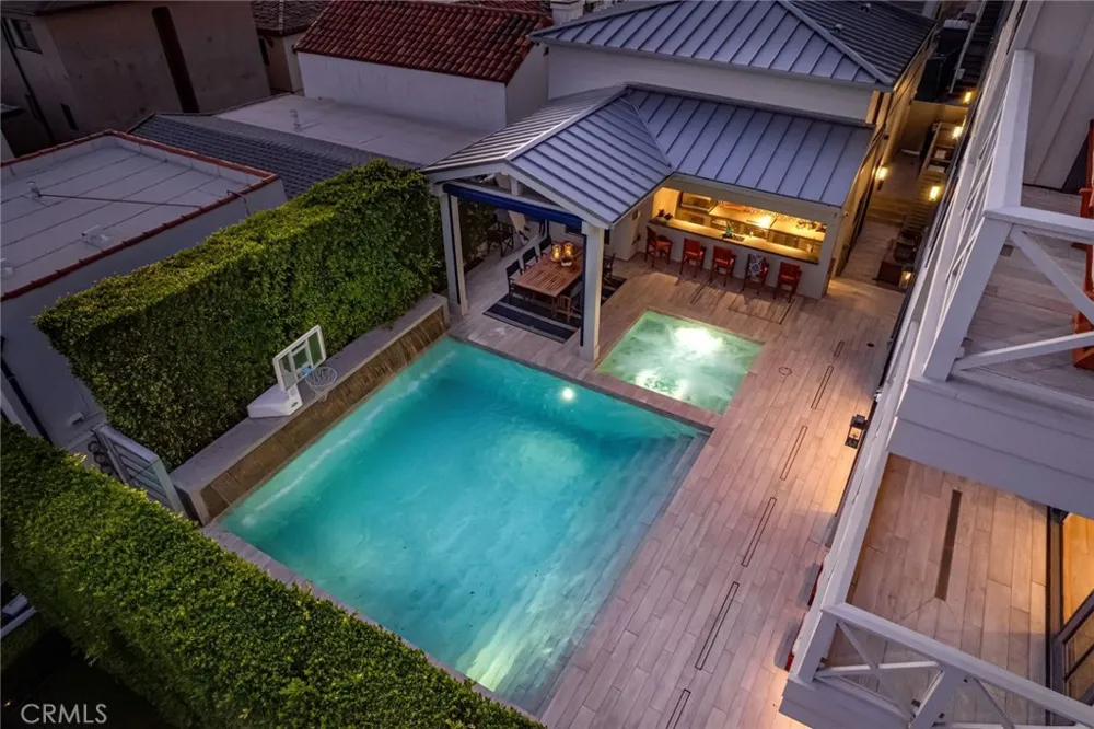117 34th Street Manhattan Beach, CA 90266