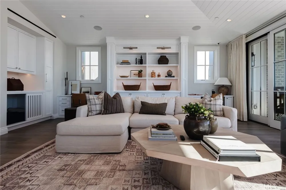 117 34th Street Manhattan Beach, CA 90266