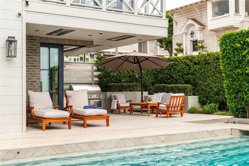 117 34th Street Manhattan Beach, CA 90266