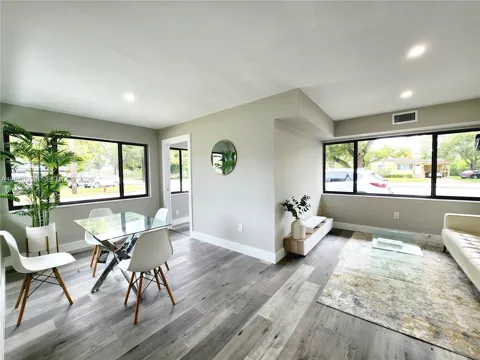 1920 SW 4th Ave #2