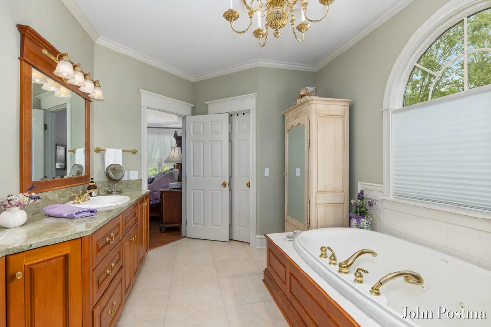 1645 Watermark Drive SE Cascade Charter Township, MI 49546