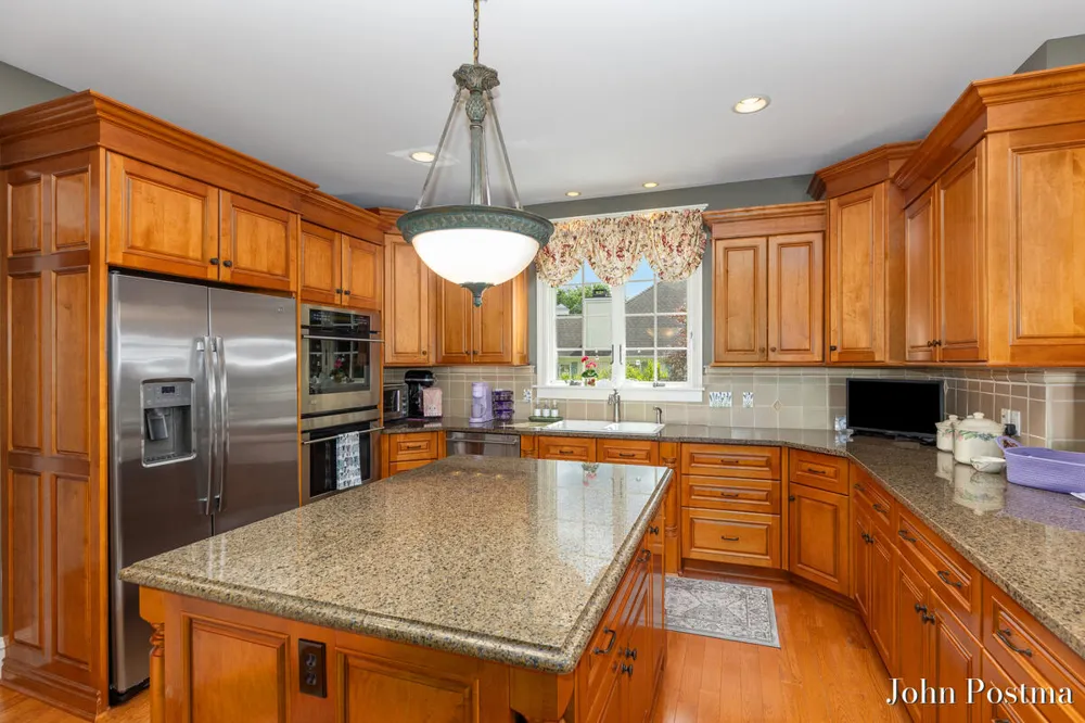 1645 Watermark Drive SE Cascade Charter Township, MI 49546