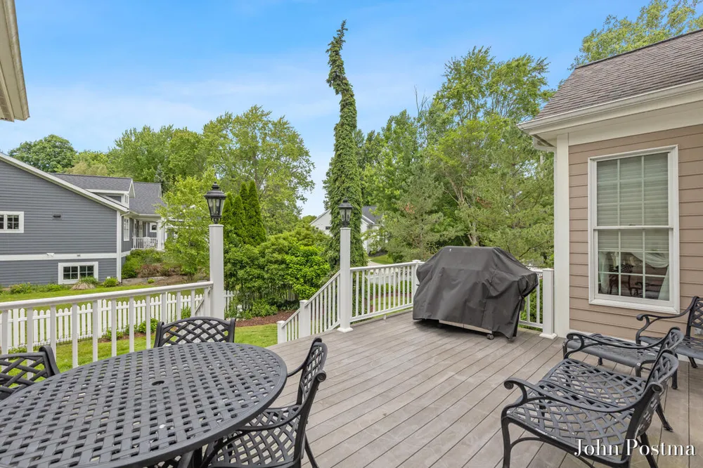 1645 Watermark Drive SE Cascade Charter Township, MI 49546