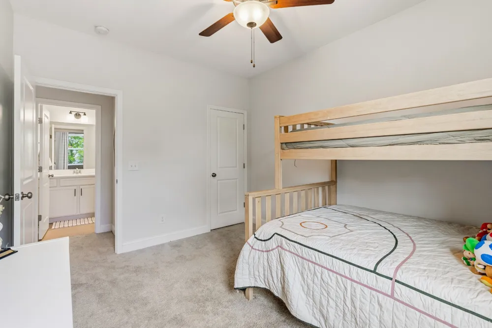 1556 Nickelby Pl Thompsons Station, TN 37179