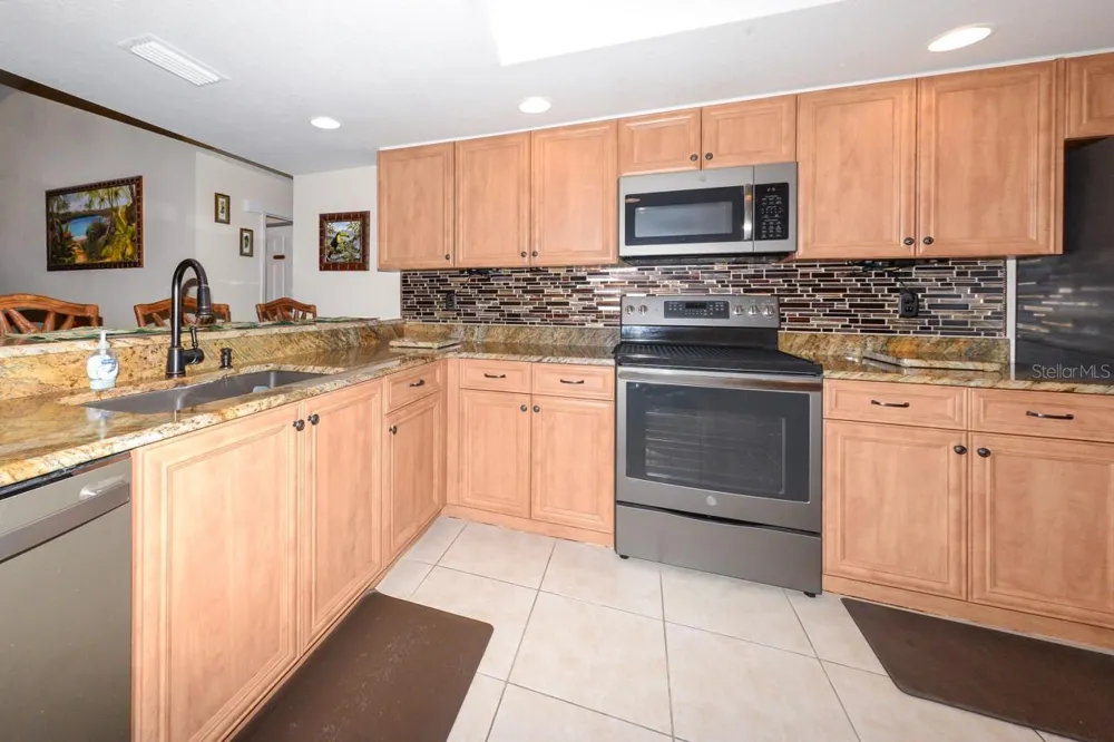 335 COLDEWAY DRIVE #F21 Punta Gorda, FL 33950